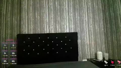 Snapshot of alicee_moonn chatting on May 25, 2026, 8:37 pm alicee_moonn online show from May 25, 2026, 8:37 pm