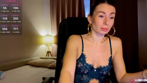 Snapshot of aliceevan chatting on April 16, 2026, 1:06 am Daniella online show from April 16, 2026, 1:06 am