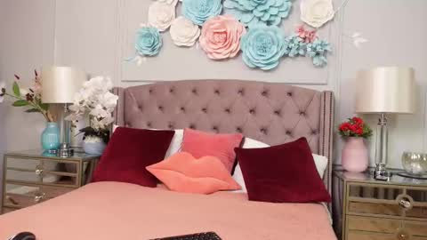 AliceHadley online show from December 4, 2025, 3:49 am