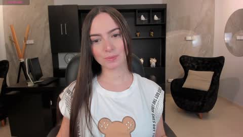 Alice online show from January 3, 2025, 3:05 am