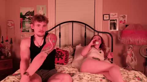 Snapshot of aliceinaceland chatting on September 9, 2025, 5:29 am AliceInAceland online show from September 9, 2025, 5:29 am