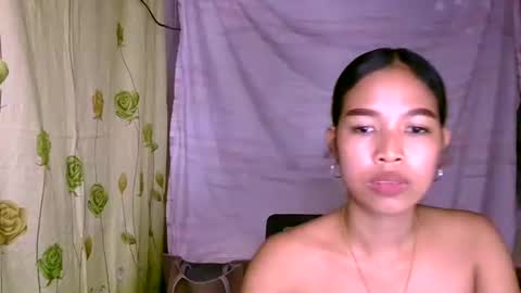 aliceinthewonderland21 online show from December 20, 2025, 12:45 pm