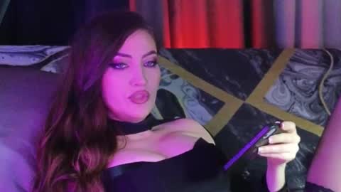 Snapshot of alicejameson chatting on September 21, 2025, 9:05 pm alicejameson online show from September 21, 2025, 9:05 pm