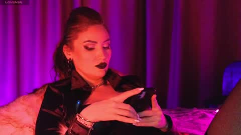 alicejameson online show from May 12, 2026, 9:23 pm