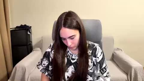 Snapshot of alicekollt chatting on June 10, 2026, 8:52 pm alicekollt online show from June 10, 2026, 8:52 pm