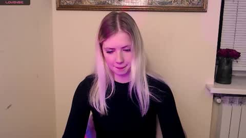 Snapshot of alicemeow_ chatting on October 2, 2025, 7:37 am Alice online show from October 2, 2025, 7:37 am