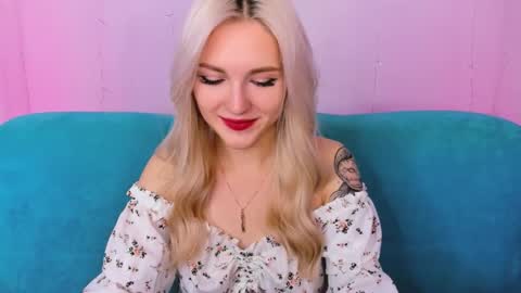 alicemonro online show from October 5, 2025, 8:12 am