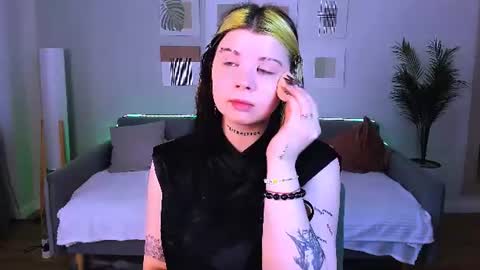 Snapshot of alicespencery chatting on June 14, 2026, 11:12 am Your dear Alice online show from June 14, 2026, 11:12 am