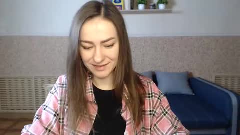 Snapshot of alicewonderful22 chatting on February 3, 2025, 10:36 am Alice online show from February 3, 2025, 10:36 am