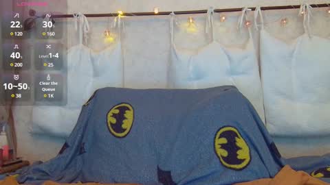 AliceWoolfy online show from December 21, 2024, 8:43 pm