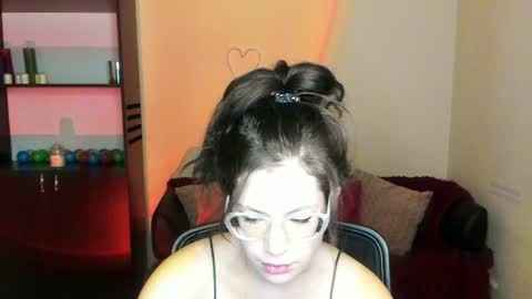 Alicia online show from January 5, 2025, 9:25 pm