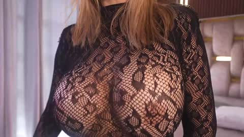 Alicia Lang online show from February 12, 2026, 2:45 pm