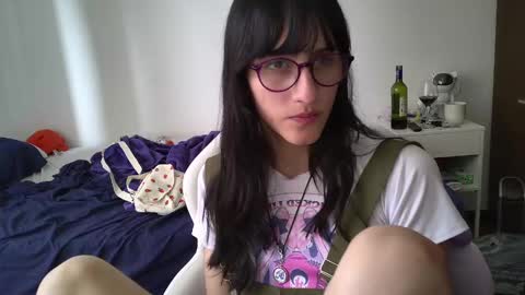 Snapshot of alicia_love29 chatting on February 8, 2025, 6:22 pm Alice online show from February 8, 2025, 6:22 pm