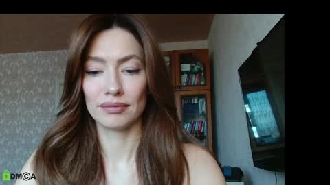 Alicia online show from October 27, 2025, 7:12 am