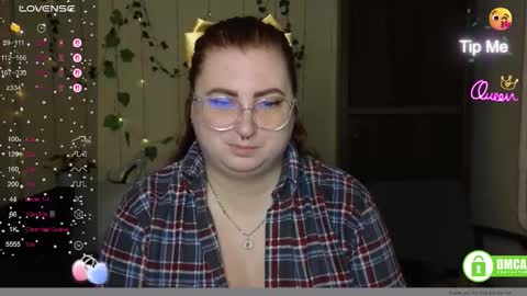 Snapshot of aliciaaared_kis chatting on March 20, 2026, 6:51 am Alicia online show from March 20, 2026, 6:51 am