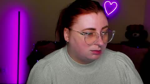 Snapshot of aliciaaared_kis chatting on April 23, 2026, 11:20 am Alicia online show from April 23, 2026, 11:20 am
