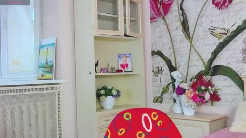 Snapshot of aliciabow chatting on February 28, 2026, 2:40 pm Veronica online show from February 28, 2026, 2:40 pm