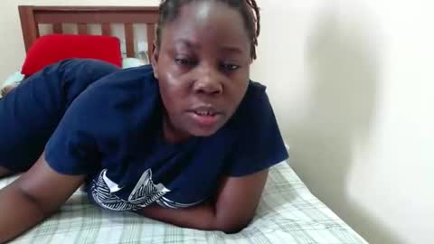 alicialust1 online show from March 8, 2025, 9:06 am