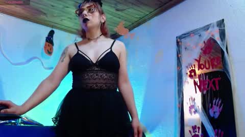  Alicia  online show from October 31, 2025, 12:06 pm