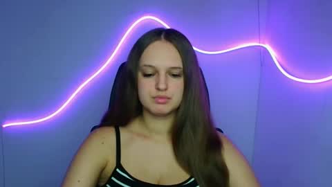 Snapshot of alicie_dream_ chatting on September 24, 2025, 11:13 am Alicie online show from September 24, 2025, 11:13 am