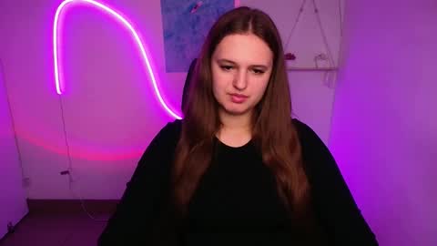 Snapshot of alicie_dream_ chatting on November 3, 2025, 12:17 pm Alicie online show from November 3, 2025, 12:17 pm