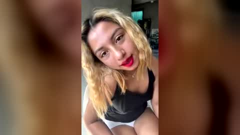 Karla Oconoor online show from June 19, 2026, 5:06 pm