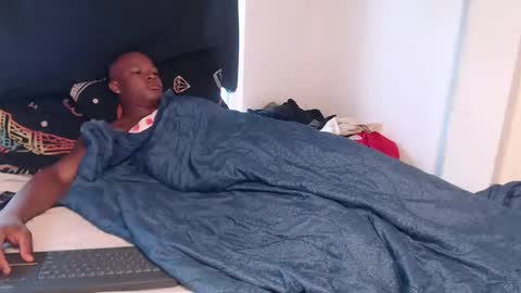 Snapshot of alid_17 chatting on March 27, 2026, 2:50 pm Alid 17 online show from March 27, 2026, 2:50 pm