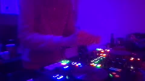 Snapshot of alien8720 chatting on January 25, 2025, 10:28 pm busco rockera online show from January 25, 2025, 10:28 pm