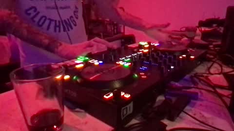 Snapshot of alien8720 chatting on January 31, 2025, 10:10 pm busco rockera online show from January 31, 2025, 10:10 pm