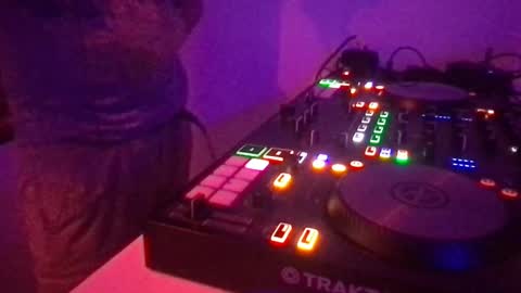 Snapshot of alien8720 chatting on March 10, 2025, 6:34 pm busco rockera online show from March 10, 2025, 6:34 pm