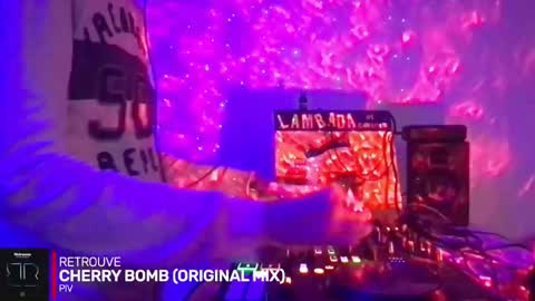 Snapshot of alien8720 chatting on September 11, 2025, 5:13 pm busco rockera online show from September 11, 2025, 5:13 pm