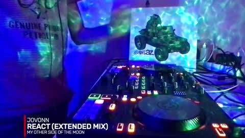 Snapshot of alien8720 chatting on October 24, 2025, 8:49 pm busco rockera online show from October 24, 2025, 8:49 pm