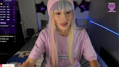 Snapshot of alien_universe chatting on February 1, 2025, 12:51 am Aiko Independent Model online show from February 1, 2025, 12:51 am