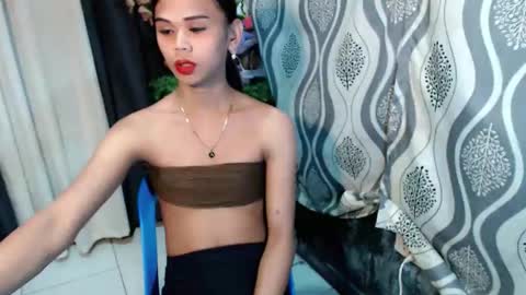 aliexagrey online show from March 5, 2026, 7:21 pm