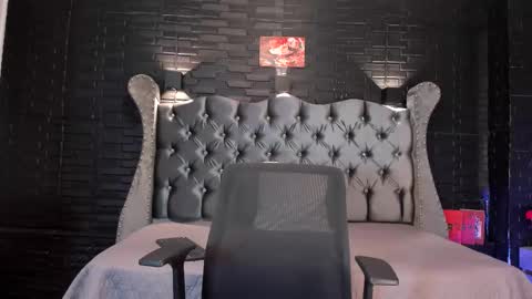 Alice online show from October 3, 2025, 1:46 am