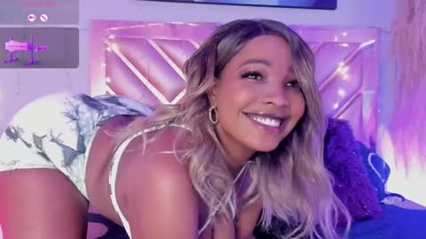 Snapshot of aliisson_cruz chatting on March 10, 2025, 12:15 pm Alisson online show from March 10, 2025, 12:15 pm