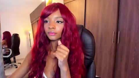 Snapshot of alika_houston chatting on February 11, 2025, 5:05 am IG Alik nasso online show from February 11, 2025, 5:05 am