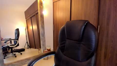 Snapshot of alika_houston chatting on September 22, 2025, 3:08 am IG Alik nasso online show from September 22, 2025, 3:08 am