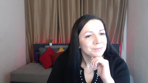 Snapshot of alika_lorens_talk chatting on December 11, 2024, 12:23 pm Alika online show from December 11, 2024, 12:23 pm