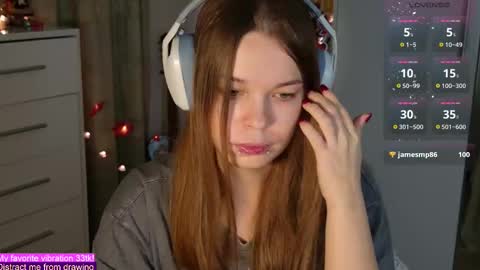 Alina and Ben online show from October 28, 2025, 9:39 pm