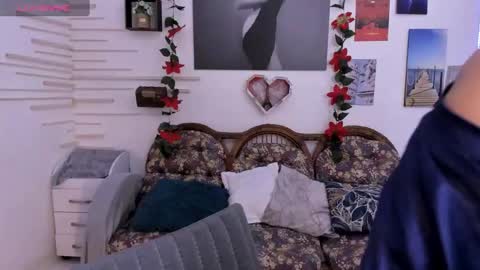 Snapshot of alinabozz1 chatting on December 29, 2024, 12:30 am alinabozz1 online show from December 29, 2024, 12:30 am