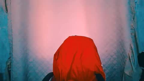 Snapshot of alinafrey_ chatting on October 18, 2025, 5:43 am Alina online show from October 18, 2025, 5:43 am