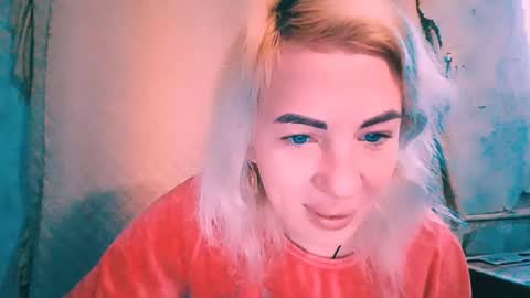 Snapshot of alinafrey_ chatting on November 2, 2025, 5:54 am Alina online show from November 2, 2025, 5:54 am