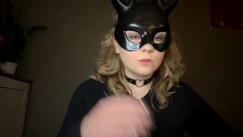 Snapshot of alinahotgirl chatting on March 29, 2026, 10:04 am Alina online show from March 29, 2026, 10:04 am