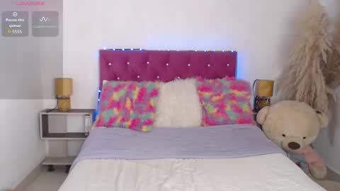 lili online show from September 29, 2025, 7:46 am