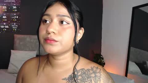 lili online show from June 17, 2026, 3:09 am