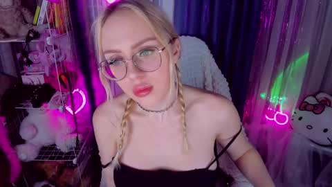 alinaocean online show from April 29, 2026, 6:25 pm