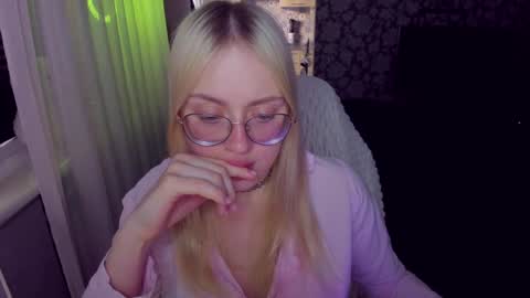 alinaocean online show from May 24, 2026, 4:01 pm