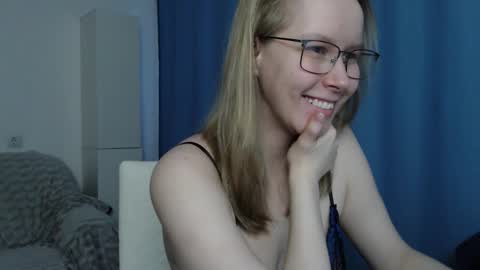 Snapshot of alinasei chatting on November 13, 2025, 7:51 am alinasei online show from November 13, 2025, 7:51 am