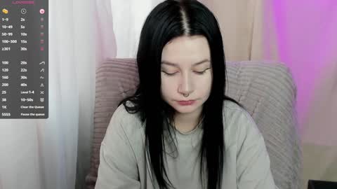 Snapshot of alinegreeeen chatting on January 17, 2025, 4:39 am Aline Greeeen online show from January 17, 2025, 4:39 am